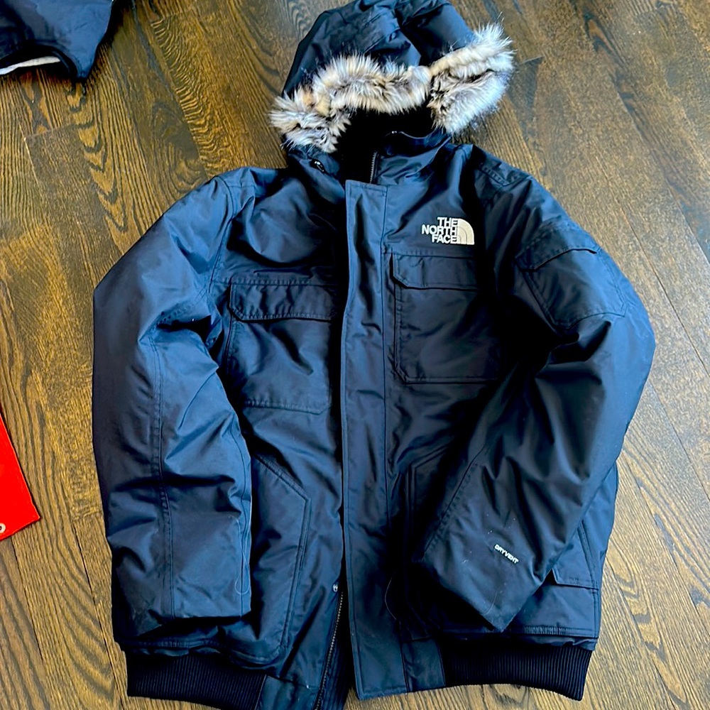 North face Gotham jacket never worn